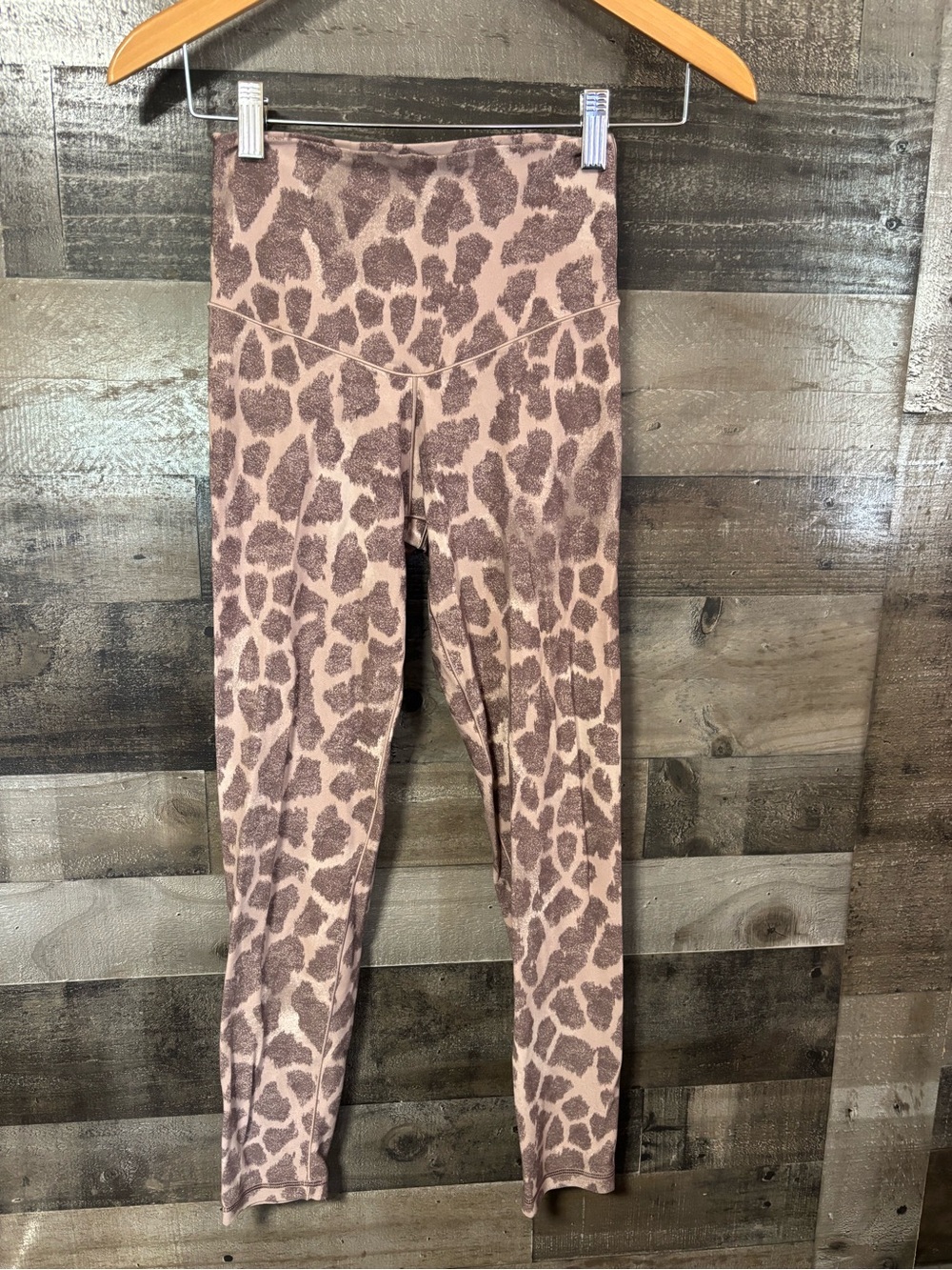 Aerie Offline Hi-Rise 7/8 real me Leopard Print Leggings - Brown on Brown Medium